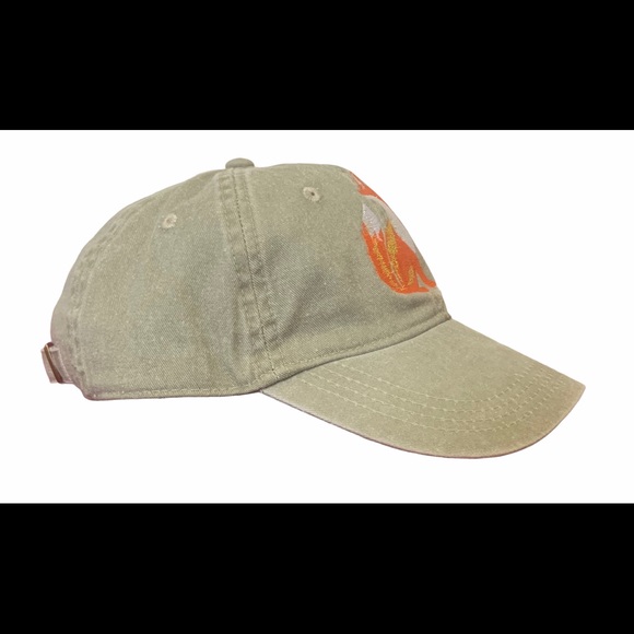 Fox Embroidery Cap - Picture 4 of 4